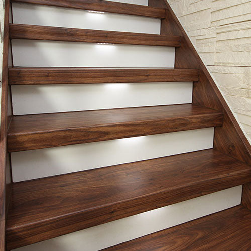 Stopień renowacyjny CPL-Laminat Walnut